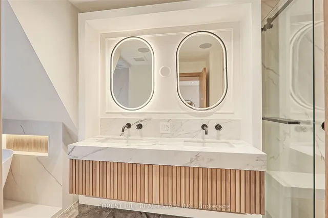 Additional image 18 of 127 Welland Ave