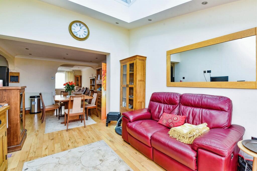 Additional image 7 of Hawkeridge Park, Westbury