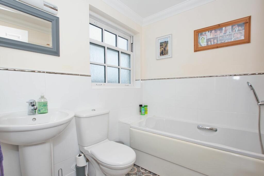 Additional image 20 of Nalder Close, Shepton Mallet, BA4