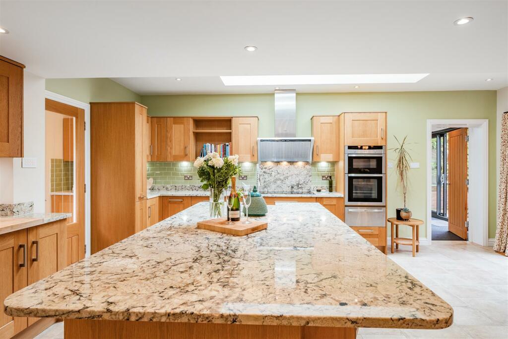 Additional image 14 of Salisbury Hollow, Edington