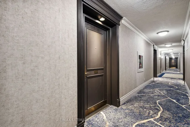 Additional image 13 of 2 Clairtrell Rd Unit #1008