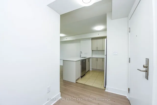 Additional image 6 of 5740 Yonge St Unit 1505