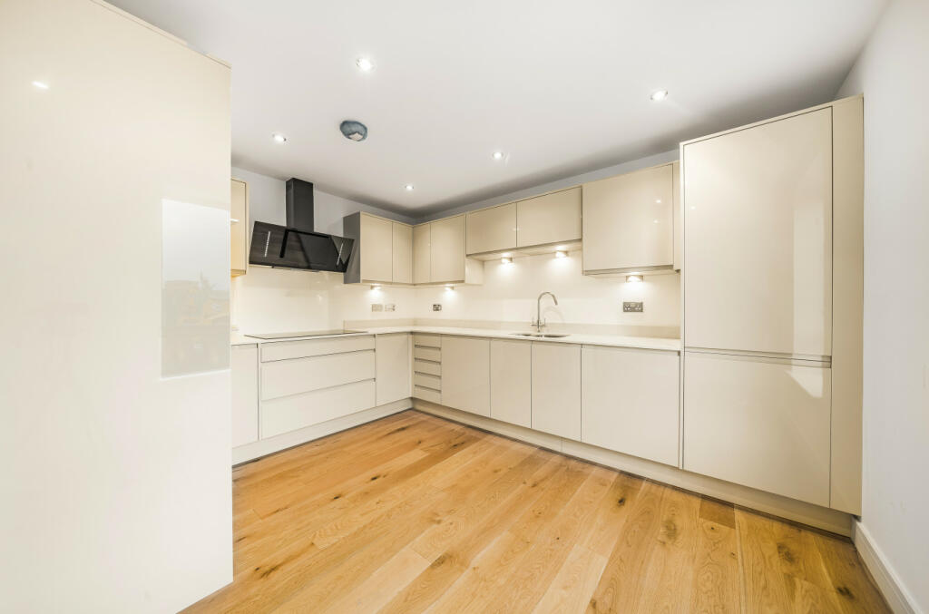 Additional image 17 of Victoria Mews, Frome, BA11