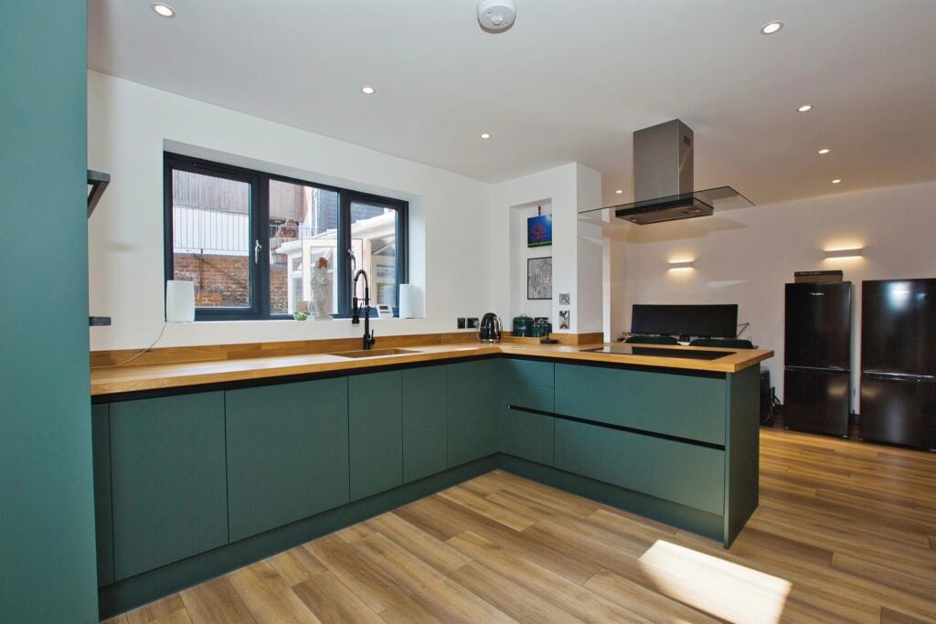 Additional image 6 of Shelley Close, Yeovil