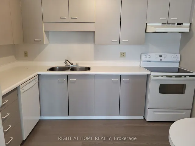 Additional image 11 of 3085 Kingsway Dr Unit 54