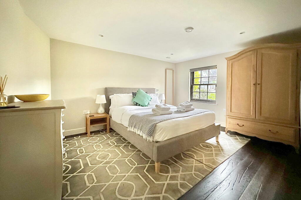 Additional image 8 of Daniel Mews, Bath