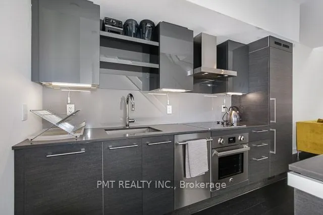 Additional image 3 of 1030 King Street West St Unit 103