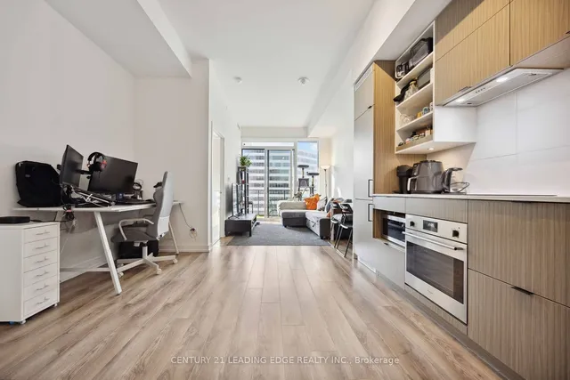 Additional image 10 of 20 Edward St Unit 2705