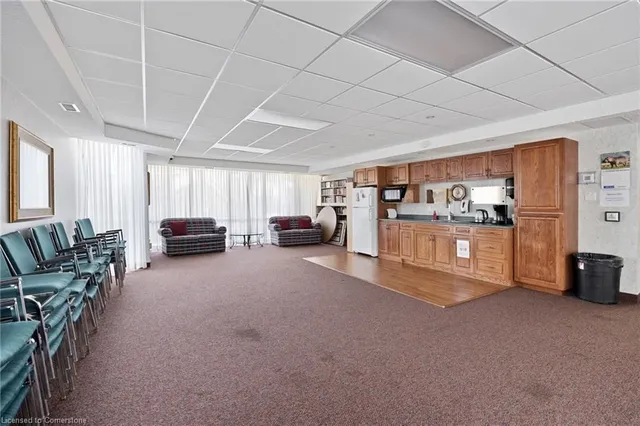 Additional image 38 of 81 Church St Unit 1603