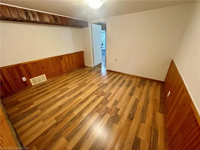 Additional image 28 of 15 Cornell Ave