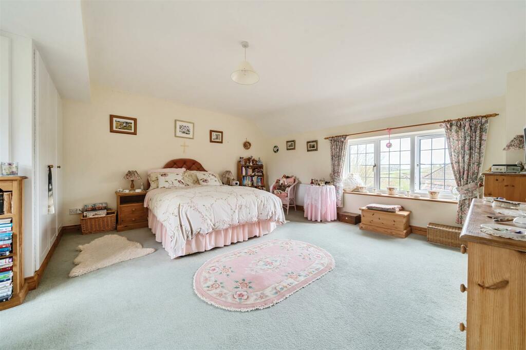 Additional image 7 of Bishops Lane, Hardington Mandeville, Yeovil