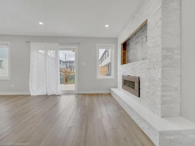 Additional image 13 of 8 Pony Way