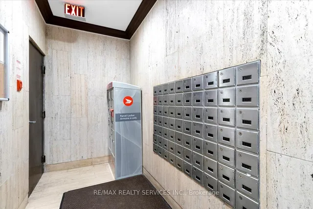 Additional image 21 of 3555 BATHURST St Unit 801