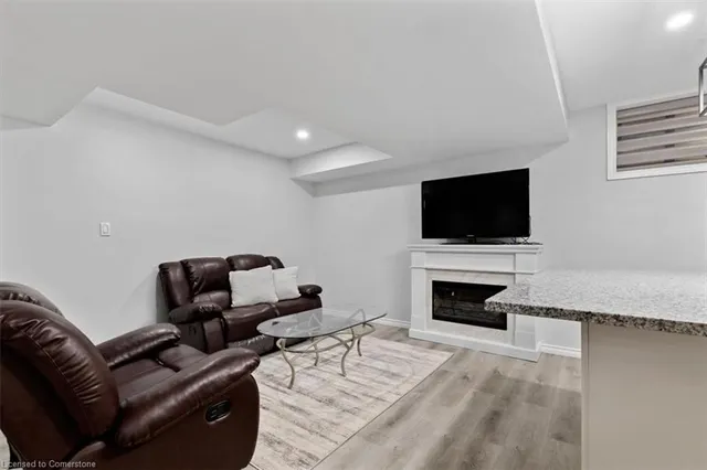 Additional image 40 of 100 High Acres Cres