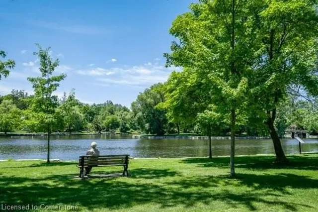 Additional image 43 of 7 Richmond Ave