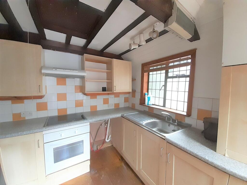 Additional image 7 of High Street