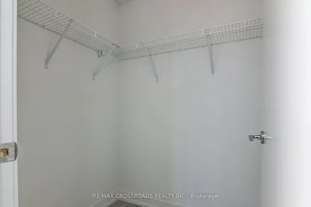 Additional image 28 of 270 Dufferin St Unit LPH3