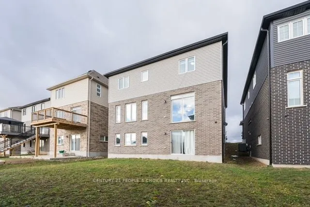 Additional image 39 of 681 Thomas Slee Dr