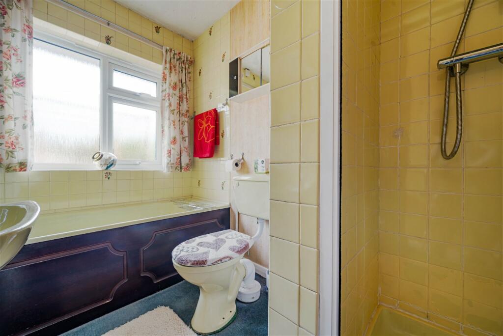 Additional image 13 of Treetops, Leystone Close, Frome BA11 2JY