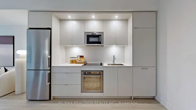 Additional image 11 of 30 Inn On The Park Dr Unit 305