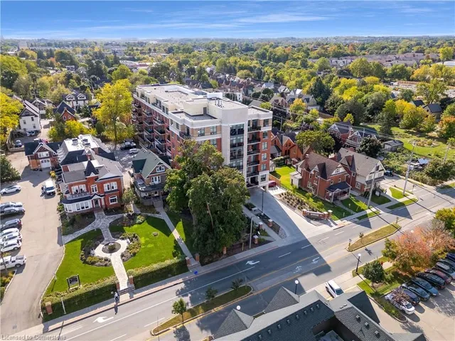 Additional image 35 of 399 Queen St S Unit 211