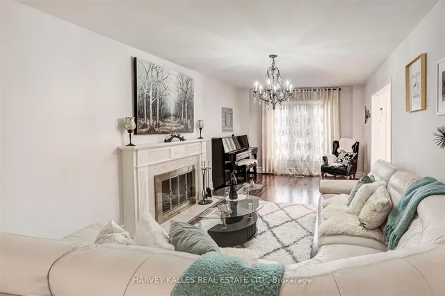 Additional image 7 of 20 Timothy Crt