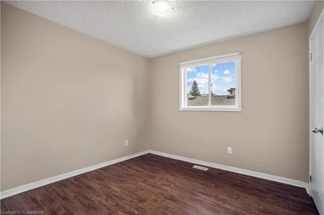 Additional image 23 of 15 Briarfield St