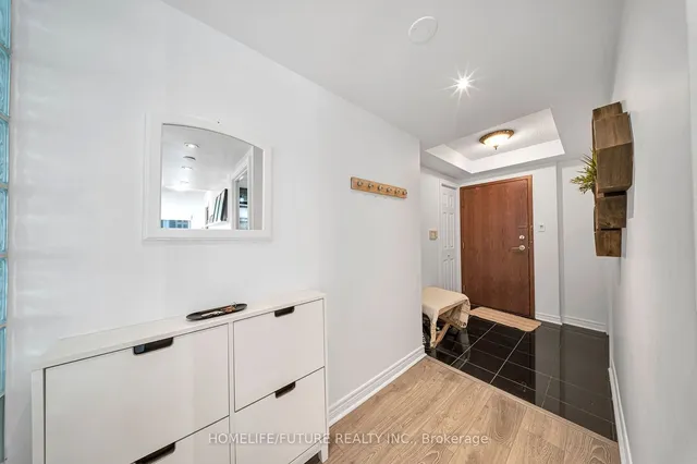 Additional image 11 of 10 Yonge St Unit 1603