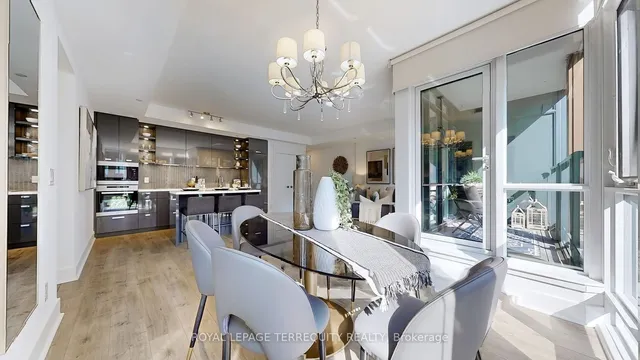 32 Davenport Rd Unit 313