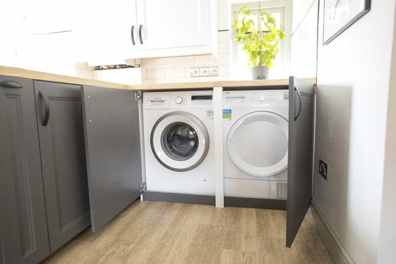 Additional image 23 of Holt