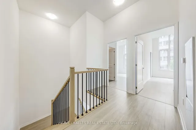 Additional image 15 of 50 Dunfield Ave Unit TH116