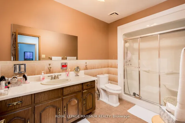 Additional image 17 of 44 Flagstick Crt