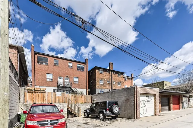 Additional image 40 of 1357/59 Davenport Rd