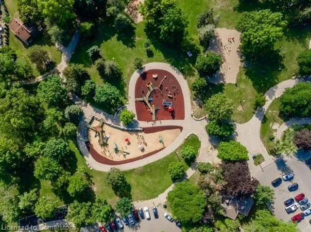 Additional image 41 of 7 Richmond Ave