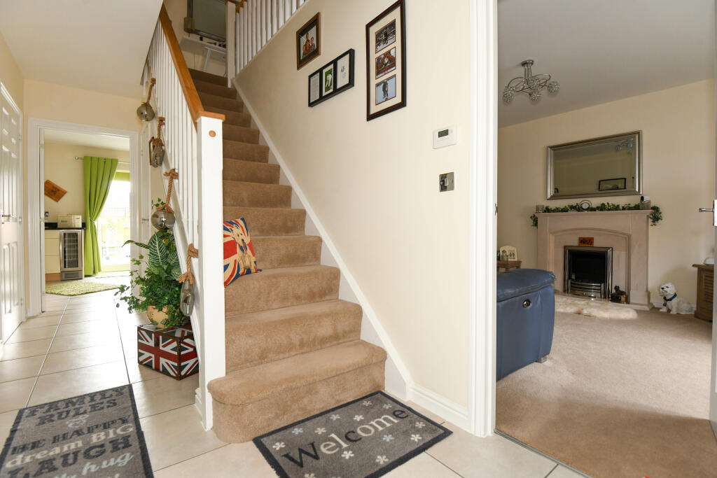 Additional image 15 of Pontefract Avenue, Castlemead