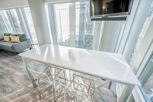 Additional image 17 of 60 Shuter St Unit 1012