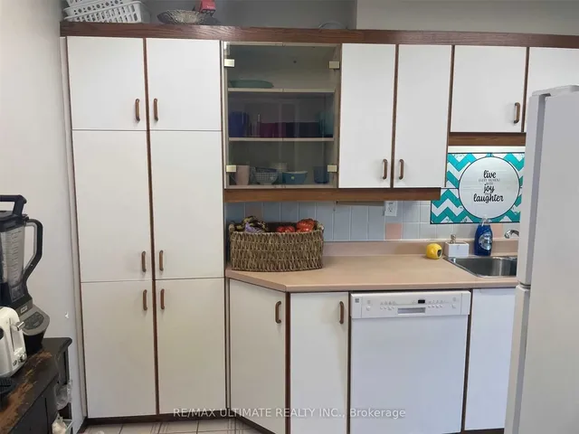 Additional image 4 of 44 Longbourne Dr Unit 302