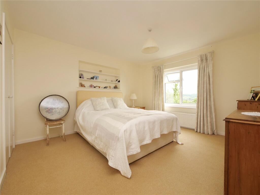 Additional image 14 of Excellent home with land in North Wootton