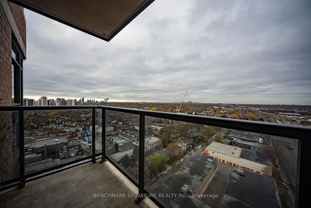 Additional image 28 of 60 Heintzman St Unit 2101