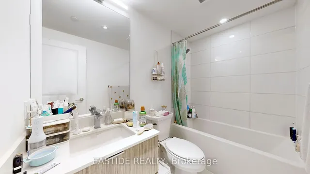 Additional image 18 of 395 Bloor St Unit 4206