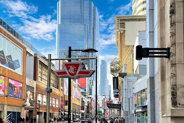 Additional image 35 of 197 Yonge St Unit 5402