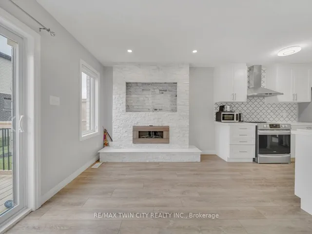 Additional image 14 of 8 Pony Way