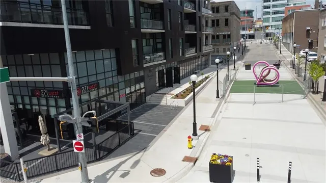 Additional image 3 of 60 Charles St Unit 1601