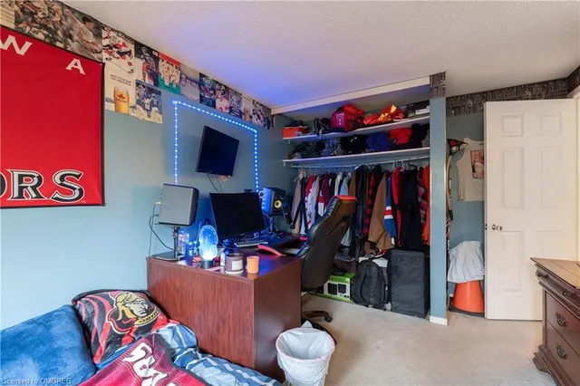 Additional image 20 of 35 Parkland Cres