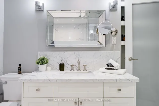 Additional image 35 of 588 Annette St Unit 503