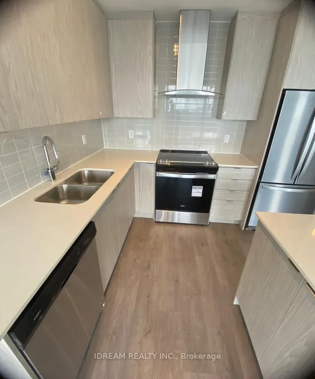 Additional image 11 of 55 Duke St Unit 2310