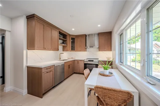 Additional image 7 of 72 Valewood Pl