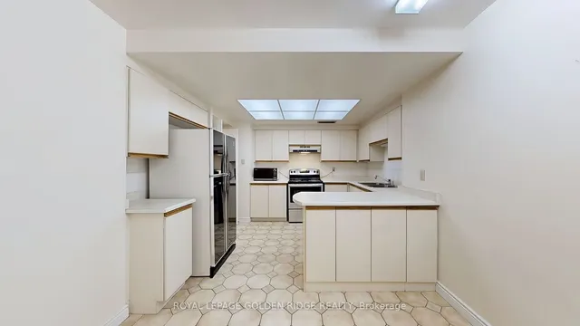 Additional image 11 of 65 Spring Garden Ave Unit 1504