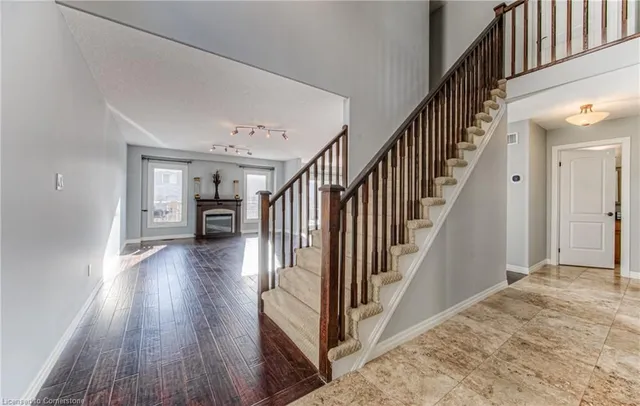 Additional image 32 of 35 Sassafras St