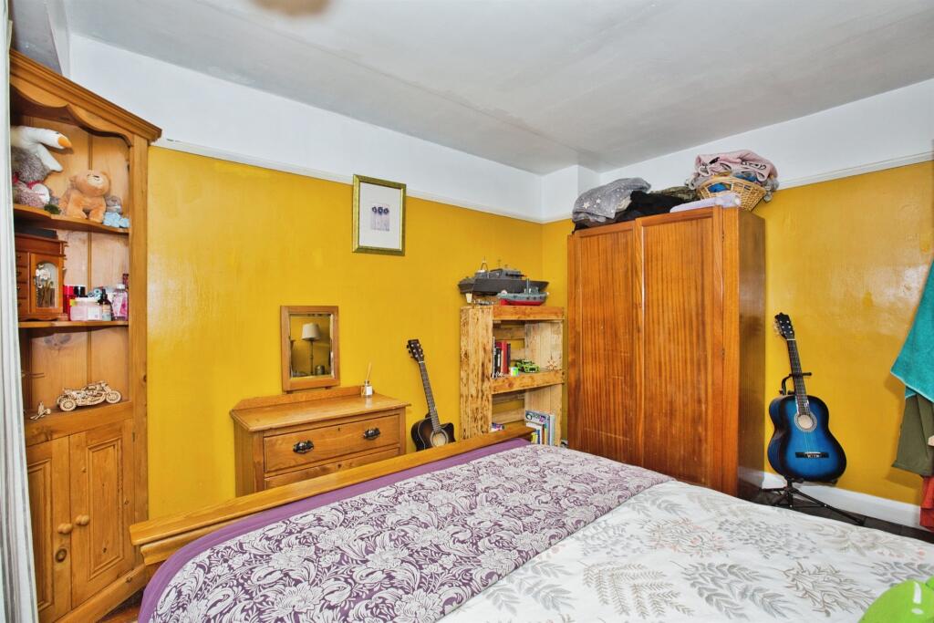 Additional image 11 of Ilchester Road, Yeovil